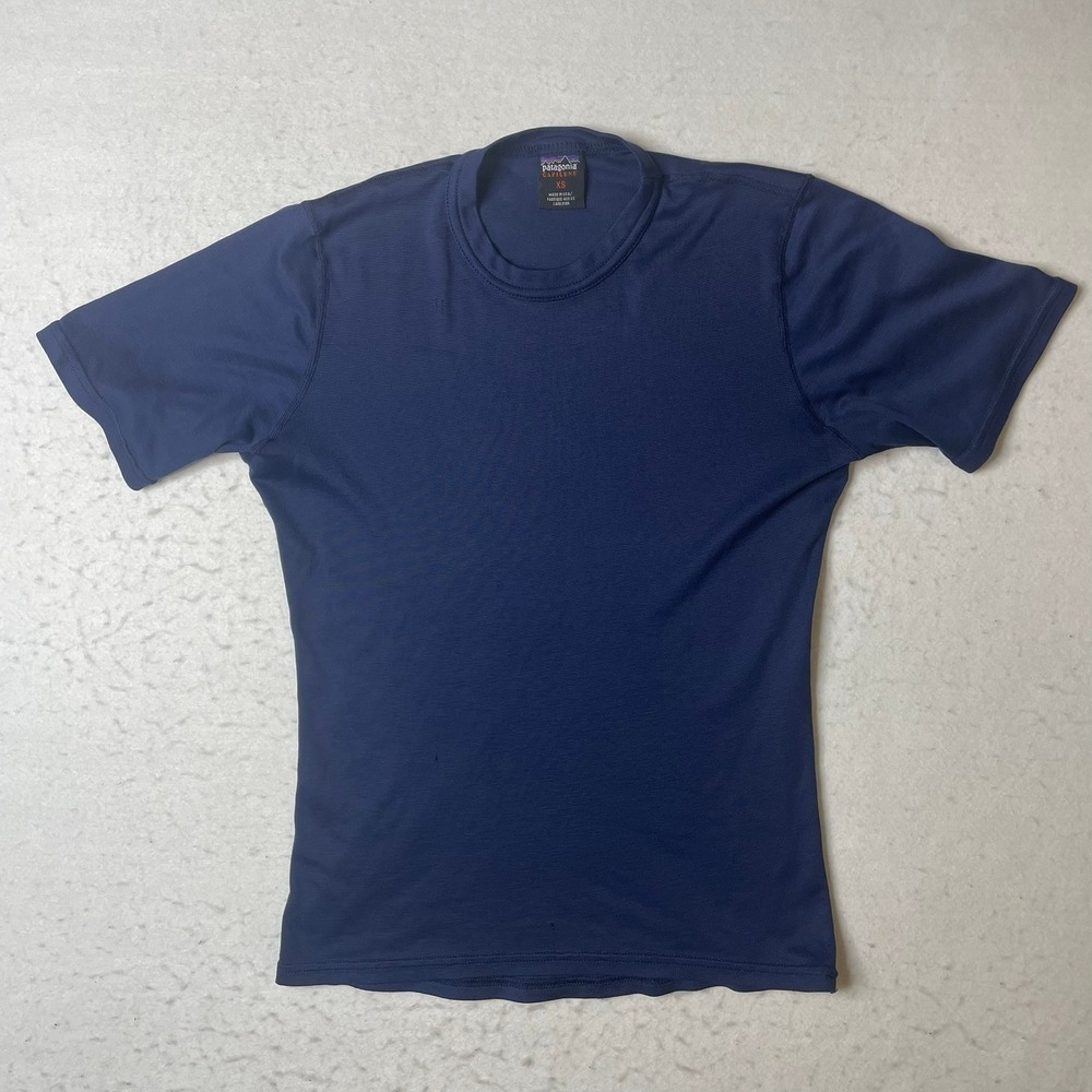 Patagonia Capilene XS Navy Blue Polyester Short Sleeve Base‎ Layer Made in USA